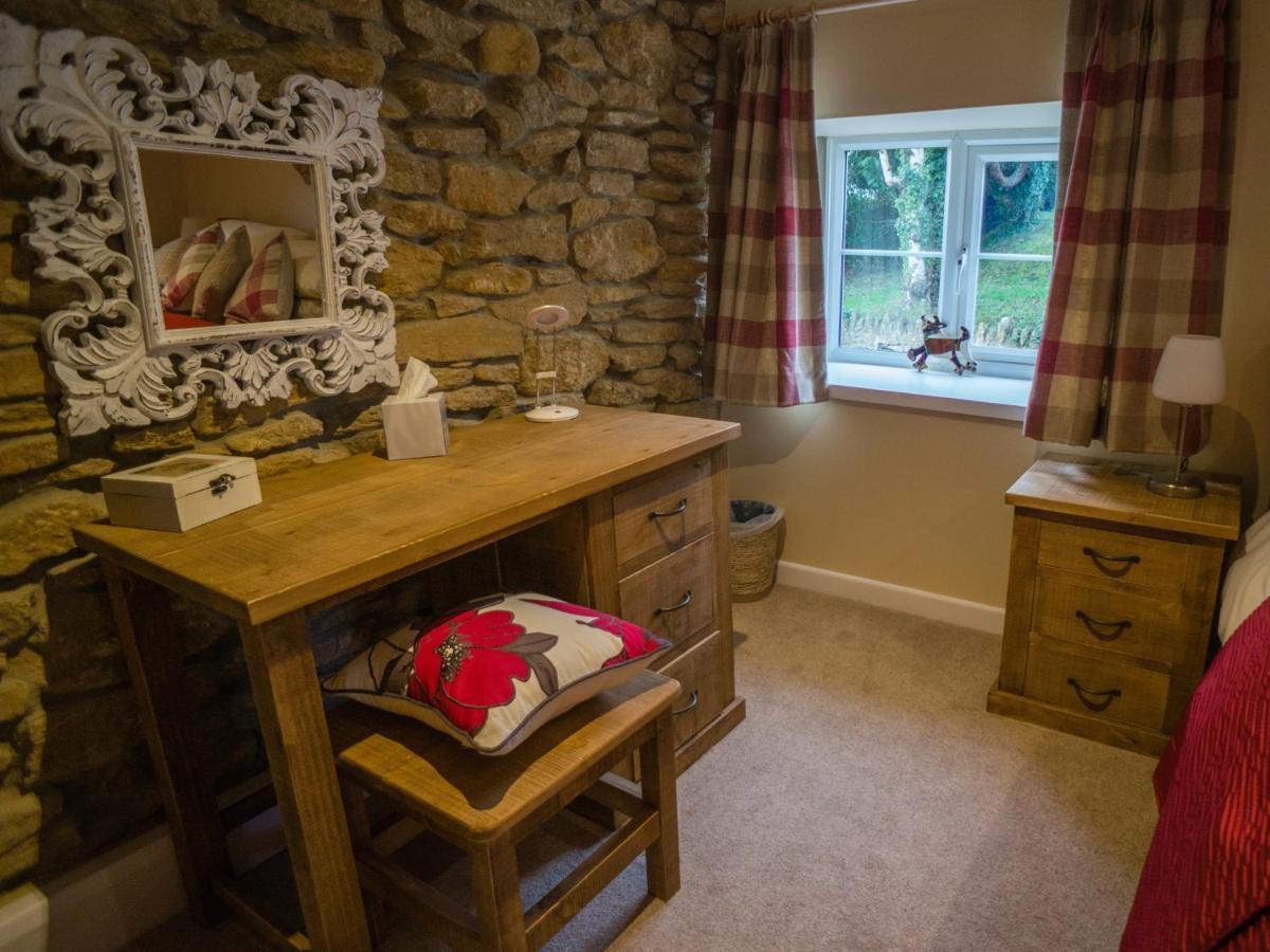 Отель Masons Arms Montacute Экстерьер фото