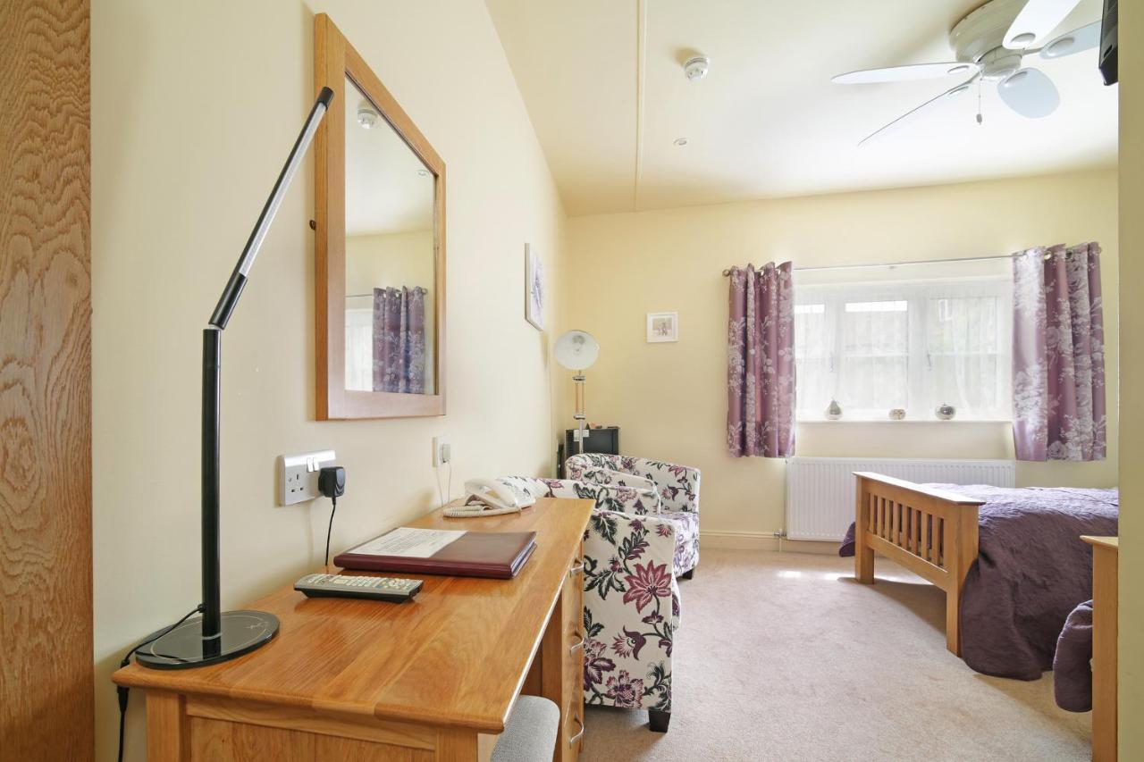 Отель Masons Arms Montacute Экстерьер фото